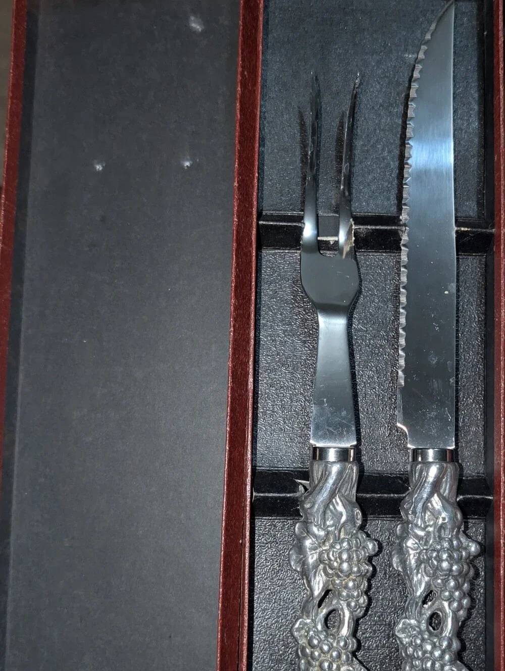 Vintage Arthur Court Grape Carving Set Knife & Fork Stainless